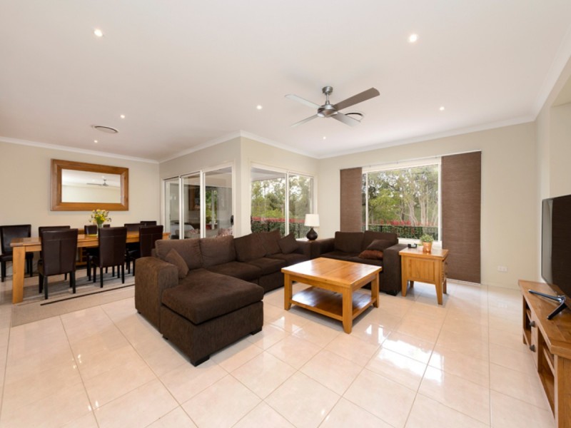 119 Beaufort Crescent, Moggill QLD 4070