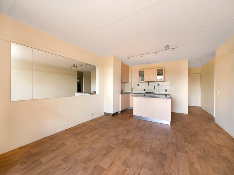 16/125 Clarence Road, Indooroopilly QLD 4068