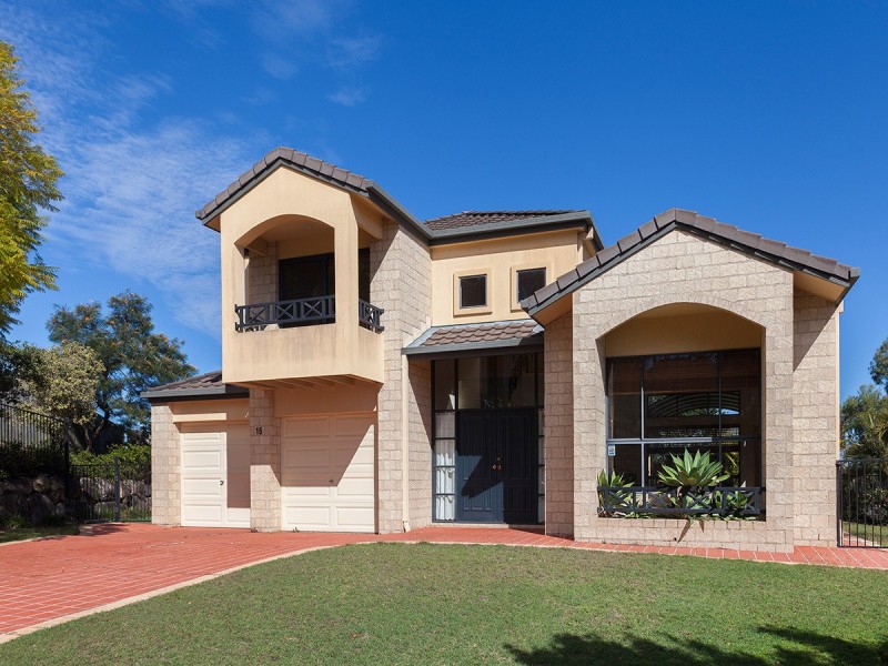 15 Summit Place, Mount Ommaney QLD 4074
