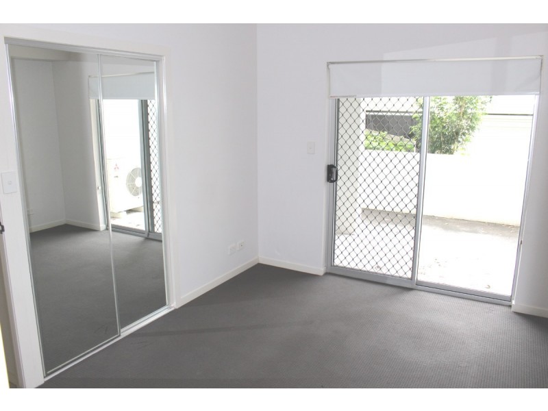 1/69 Durham Street, St Lucia QLD 4067