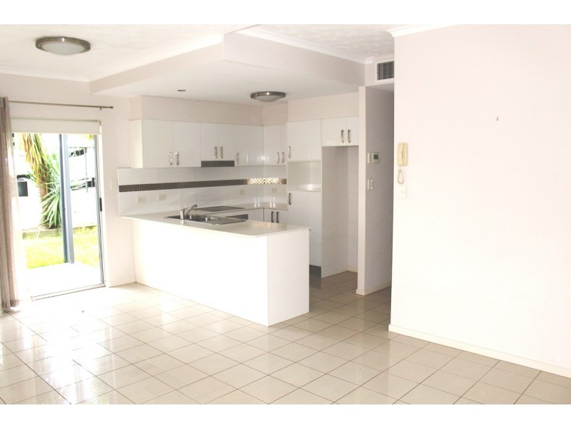 1/69 Durham Street, St Lucia QLD 4067