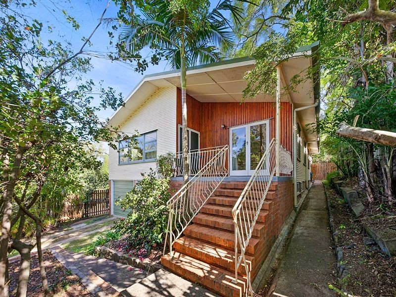 7 Turner Street, Indooroopilly QLD 4068