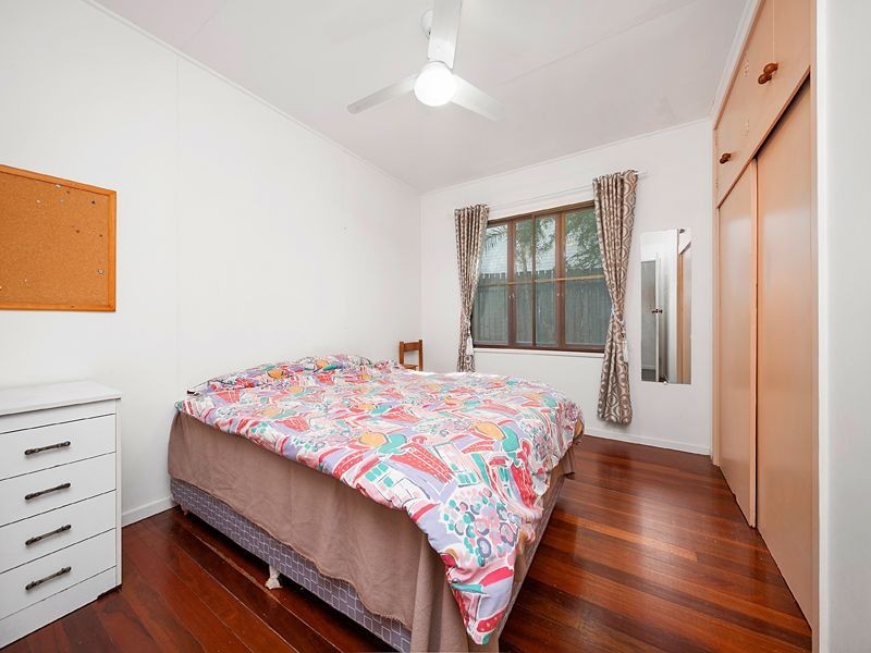 7 Turner Street, Indooroopilly QLD 4068