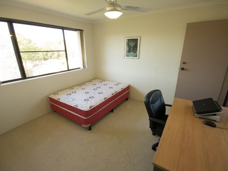 10/98 Whitmore Street, Taringa QLD 4068