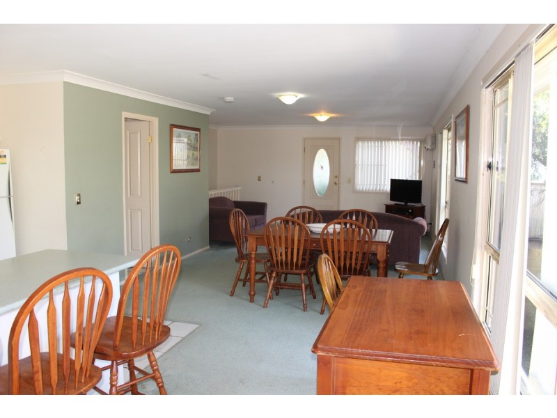 10/87 Russell Terrace, Indooroopilly QLD 4068