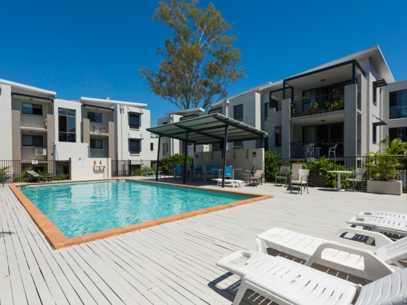 4/7 Landsborough Terrace, Toowong QLD 4066