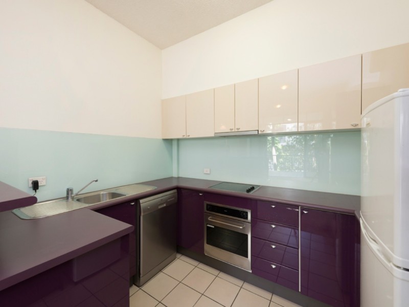 4/7 Landsborough Terrace, Toowong QLD 4066