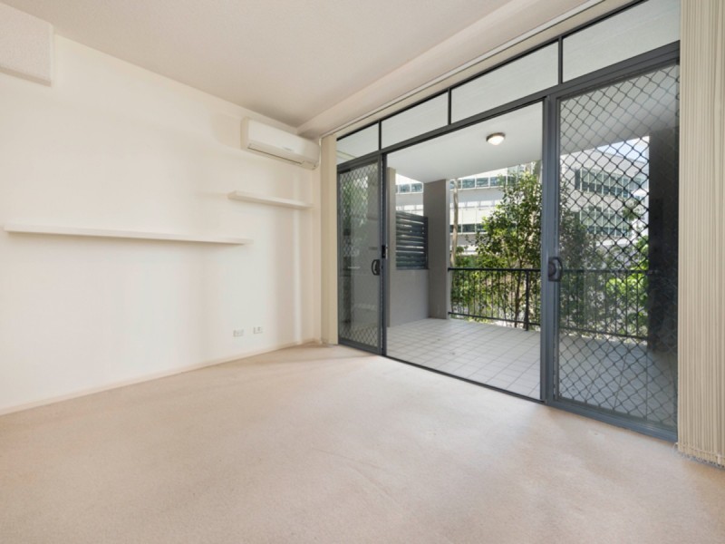 4/7 Landsborough Terrace, Toowong QLD 4066