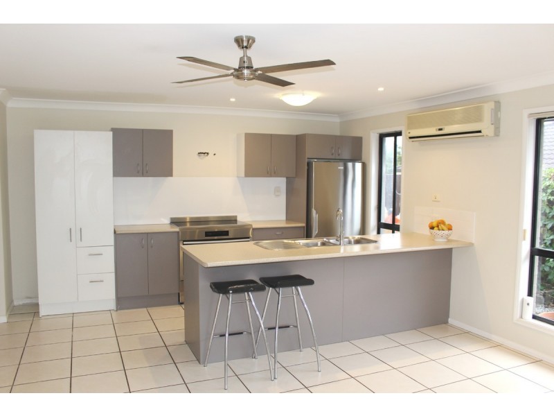 16 Kyecody Close, Moggill QLD 4070