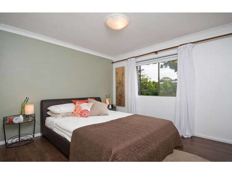 2/9 Waverley Road, Taringa QLD 4068