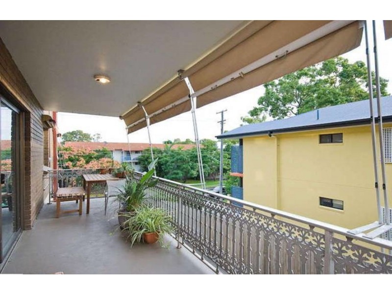 2/9 Waverley Road, Taringa QLD 4068