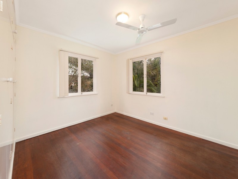 7 Harvard Street, Kenmore QLD 4069