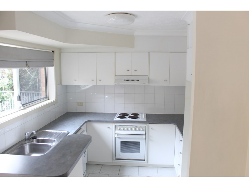 3/9 Walsh Street, Milton QLD 4064