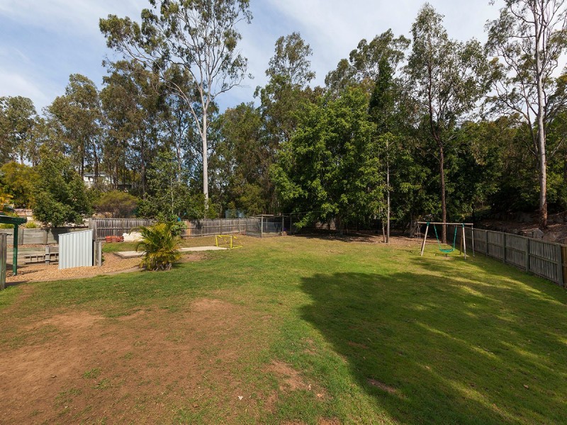 9 Pine County Place, Bellbowrie QLD 4070