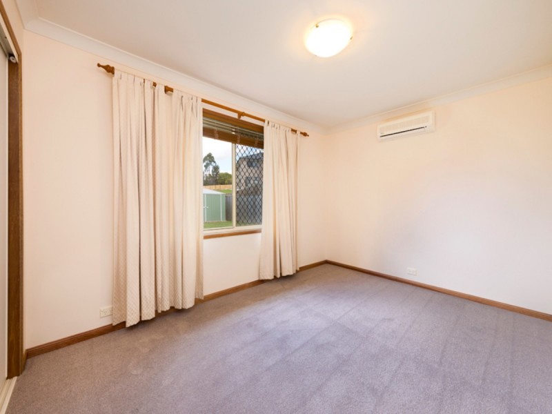 209 Gibson Crescent, Bellbowrie QLD 4070