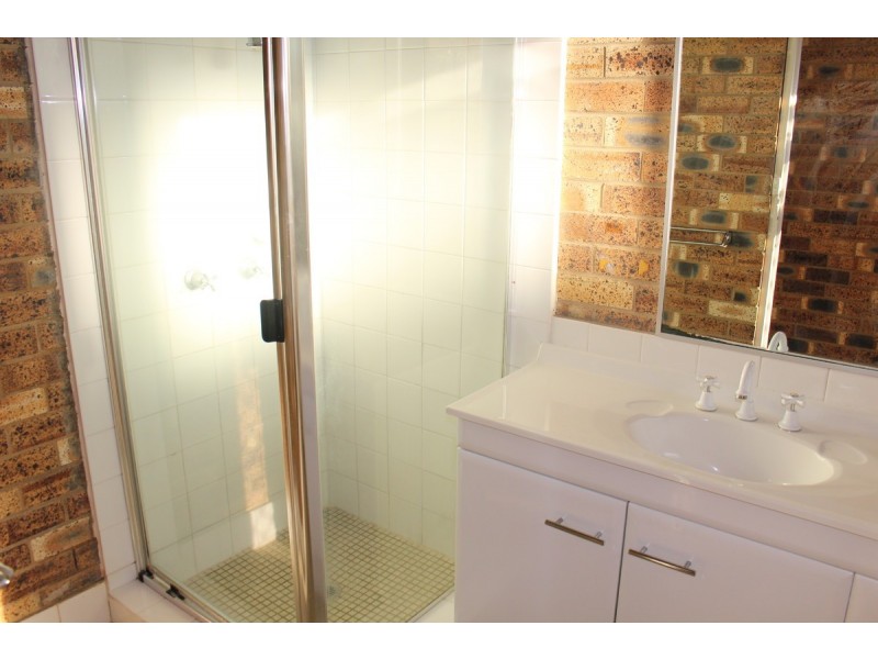 2/63 Payne Street, Indooroopilly QLD 4068