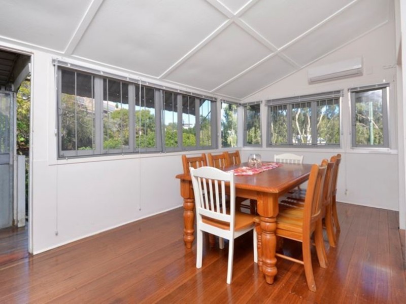 9 Mcilwraith Street, Auchenflower QLD 4066