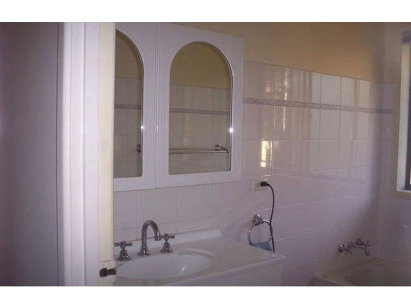 19 Zambesi Street, Riverhills QLD 4074