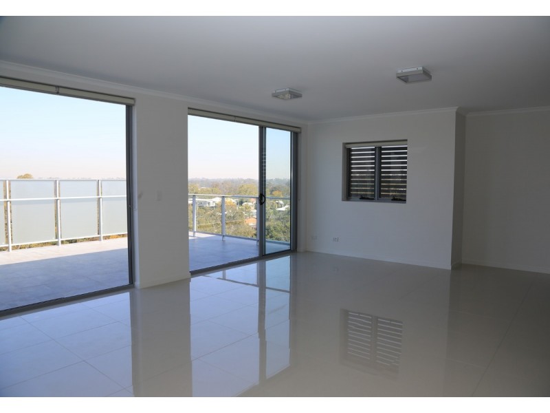 17/8 Finney Road, Indooroopilly QLD 4068