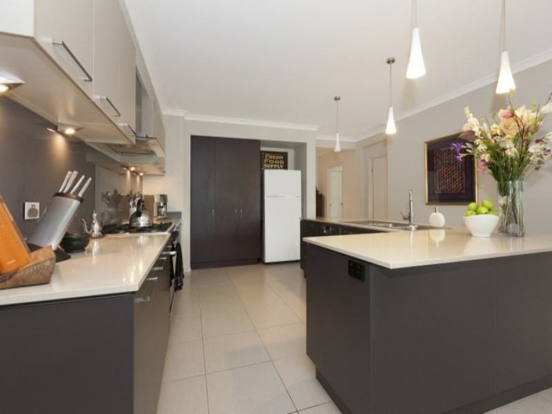 12 Paperbark Circuit, Moggill QLD 4070