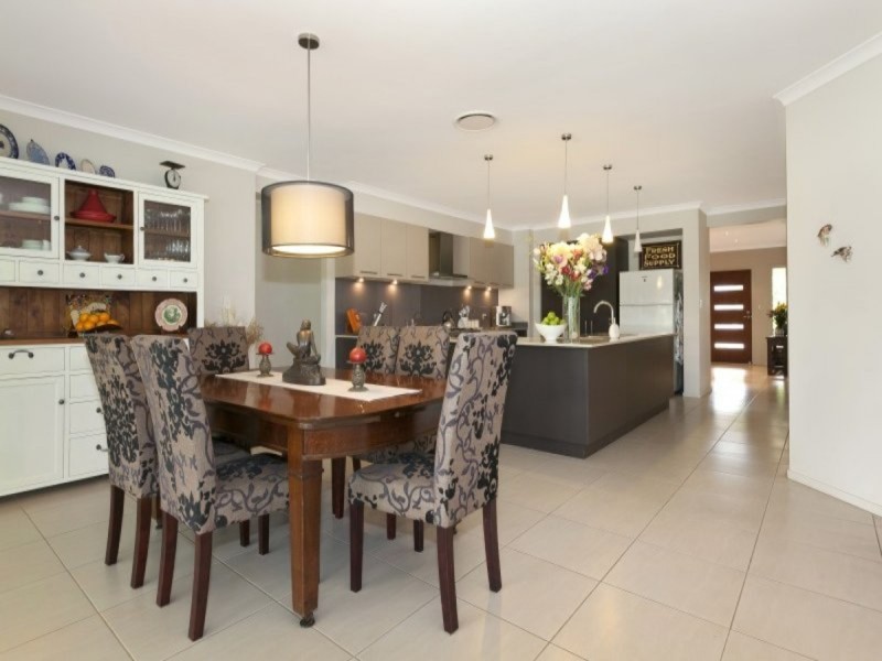 12 Paperbark Circuit, Moggill QLD 4070