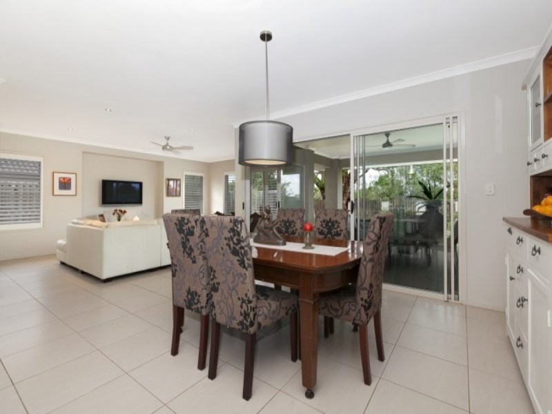 12 Paperbark Circuit, Moggill QLD 4070