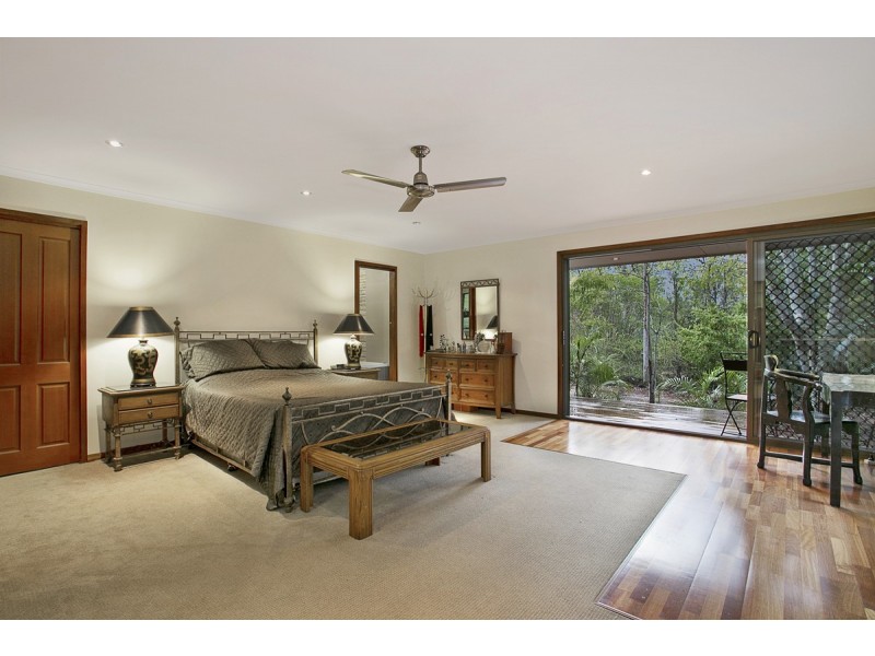 75 Sugars Road, Bellbowrie QLD 4070