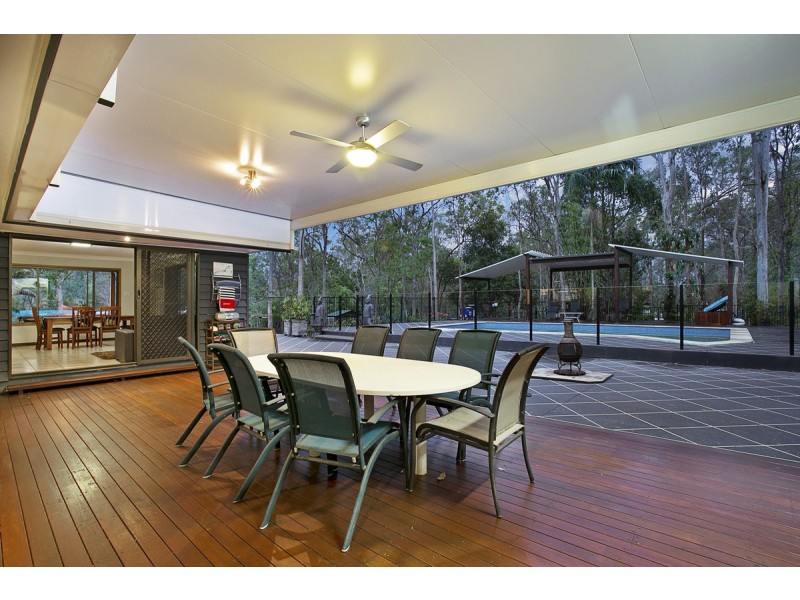75 Sugars Road, Bellbowrie QLD 4070