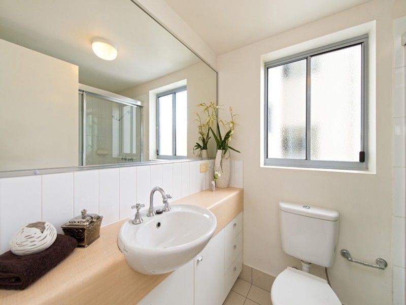 9/36 Holland Street, Toowong QLD 4066