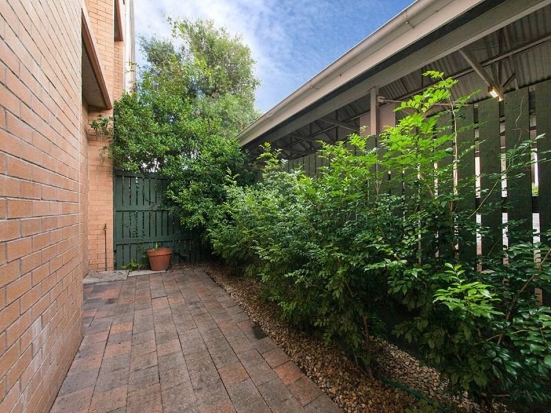 1/15 Whitmore Street, Taringa QLD 4068