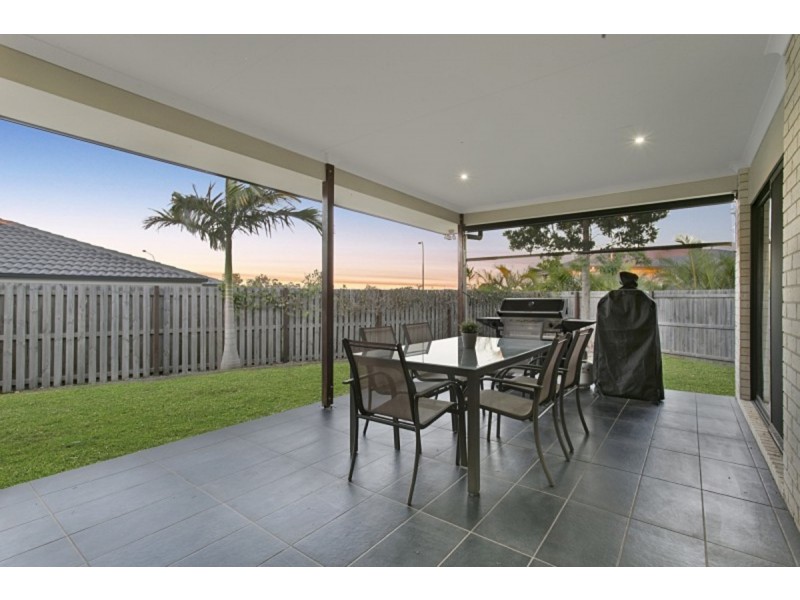 5 Leopardwood Close, Moggill QLD 4070