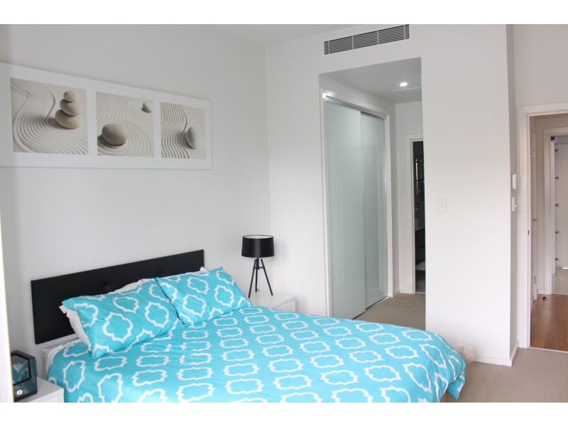 1/68 Benson Street, Toowong QLD 4066