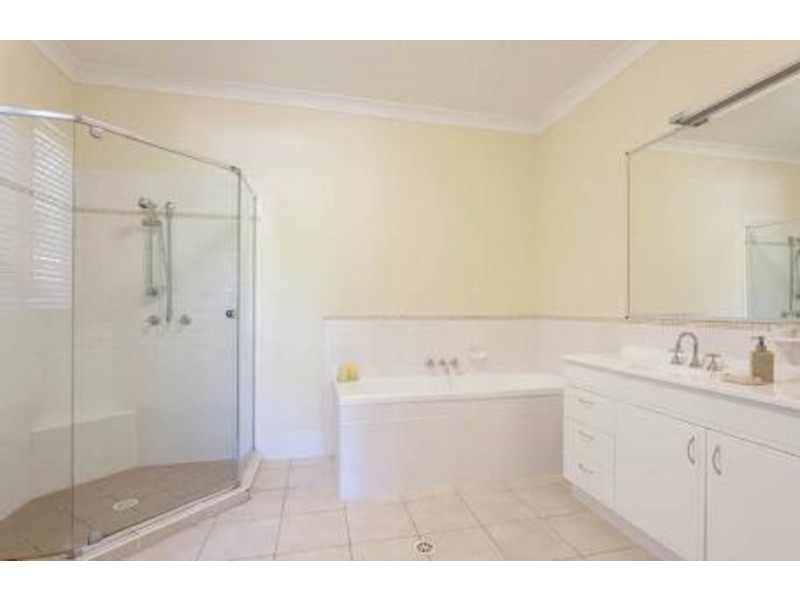 187 Kangaroo Gully Road, Bellbowrie QLD 4070