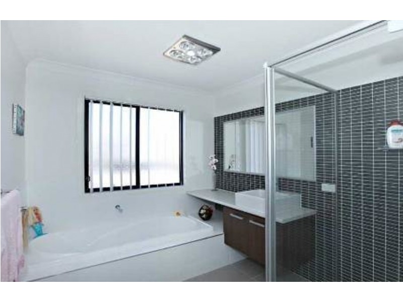 50 Everwood Street, Moggill QLD 4070