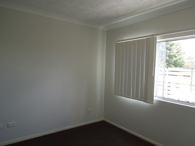 8/159 Clarence Road, Indooroopilly QLD 4068