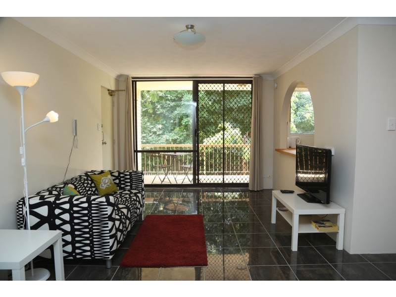 2/58 Waverley Road, Taringa QLD 4068