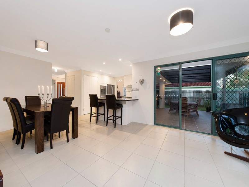 15 Cowrie Parade, Albany Creek QLD 4035