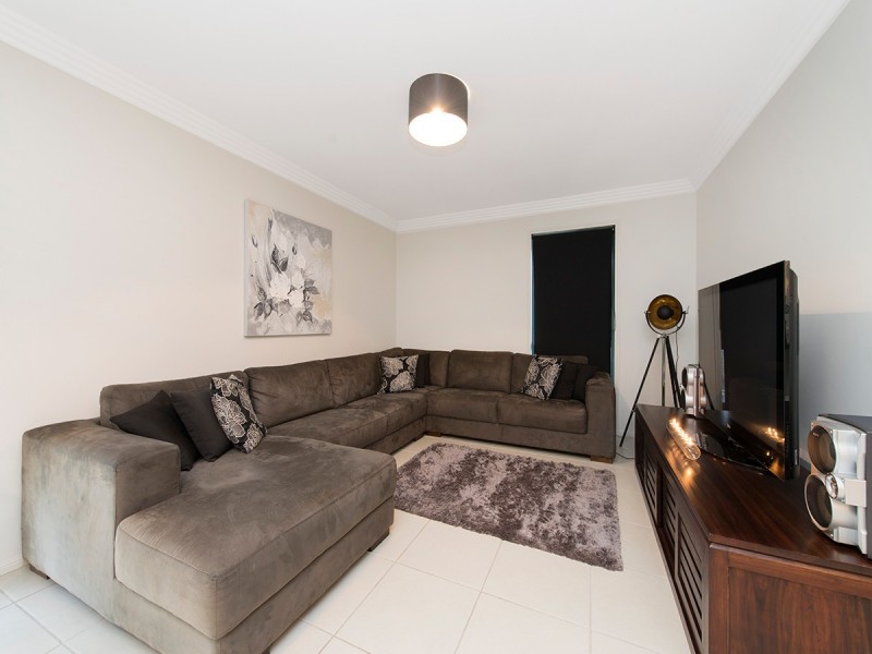 15 Cowrie Parade, Albany Creek QLD 4035