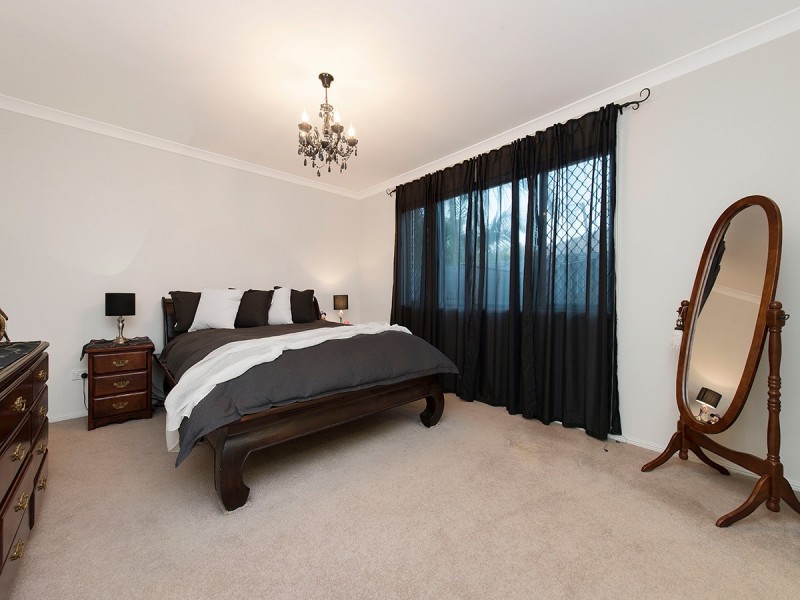 15 Cowrie Parade, Albany Creek QLD 4035