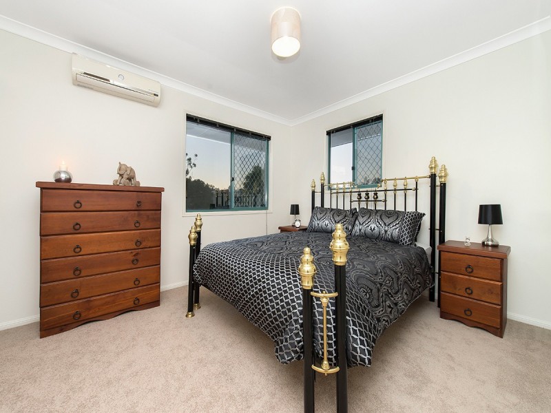 15 Cowrie Parade, Albany Creek QLD 4035