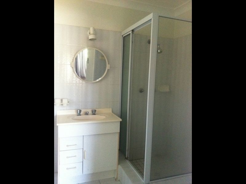 1/116 Sir Fred Schonell Drive, St Lucia QLD 4067