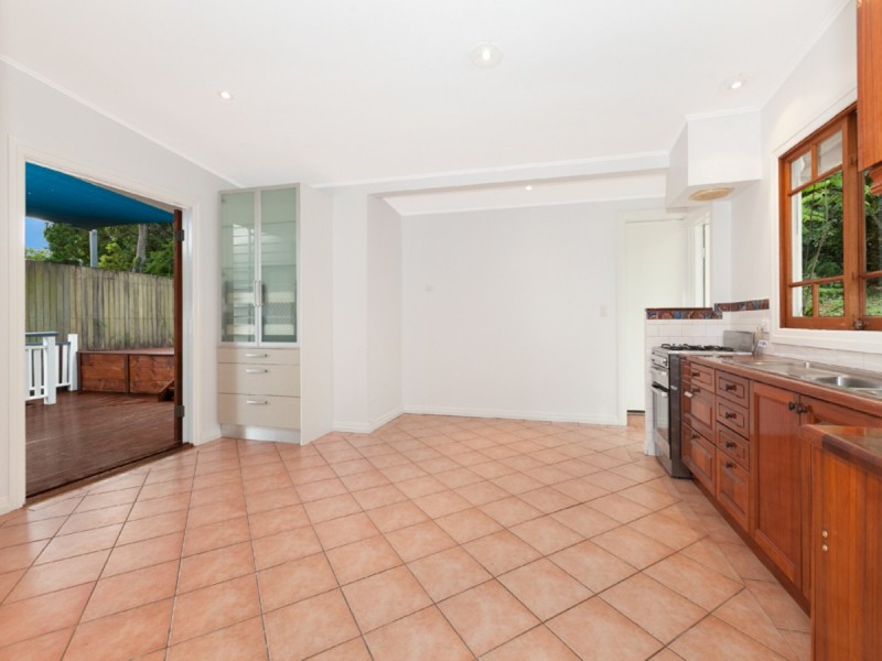 17 Orchard Street, Toowong QLD 4066