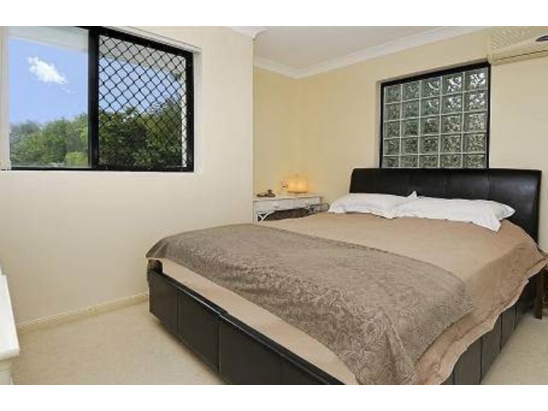 3/75 Clarence Road, Indooroopilly QLD 4068