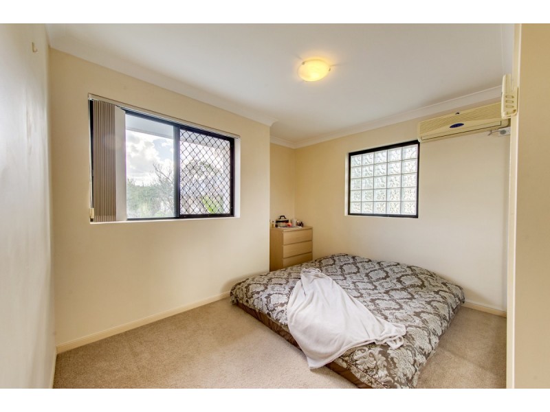3/75 Clarence Road, Indooroopilly QLD 4068
