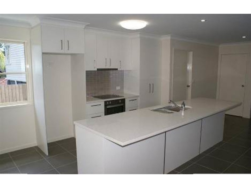 102 Boundary Road, Indooroopilly QLD 4068