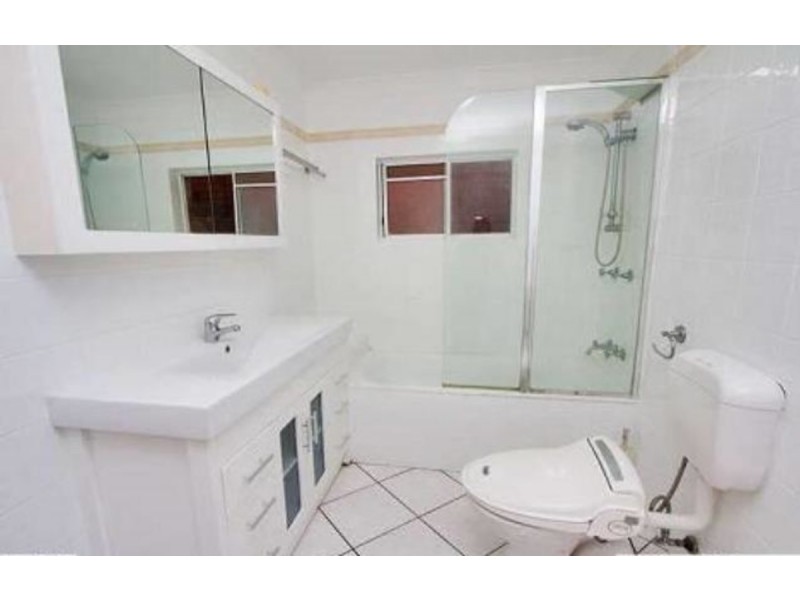 17 Marmion Parade, Taringa QLD 4068