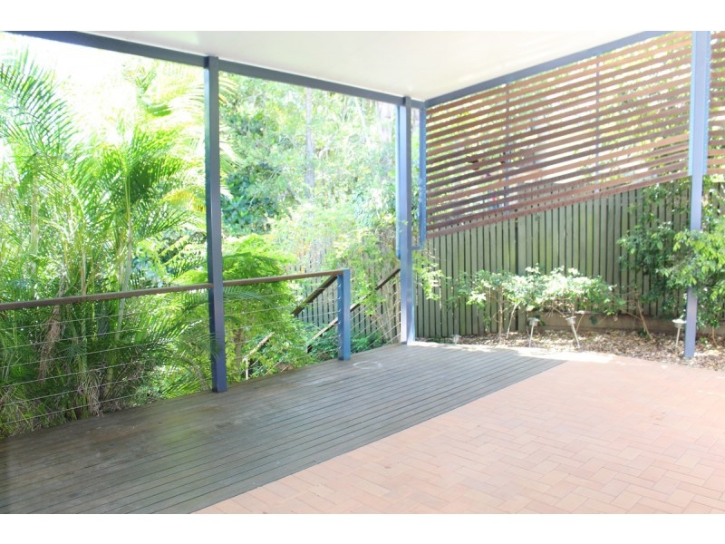 9 Merrilyn Street, Chapel Hill QLD 4069