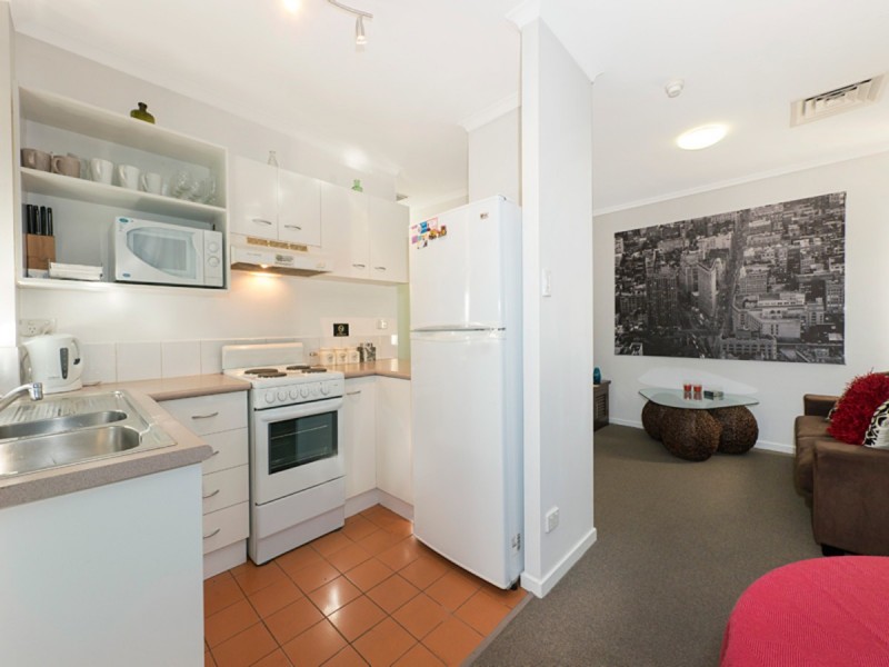 201/435 Coronation Drive, Auchenflower QLD 4066