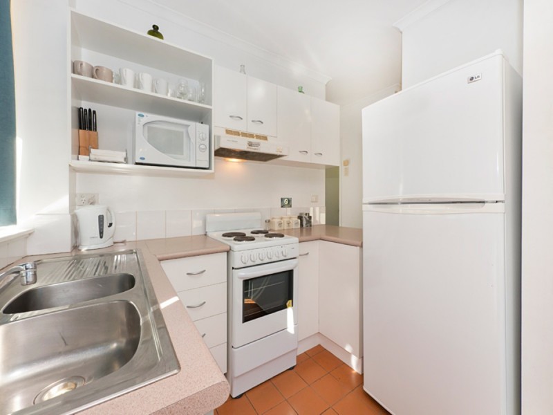 201/435 Coronation Drive, Auchenflower QLD 4066