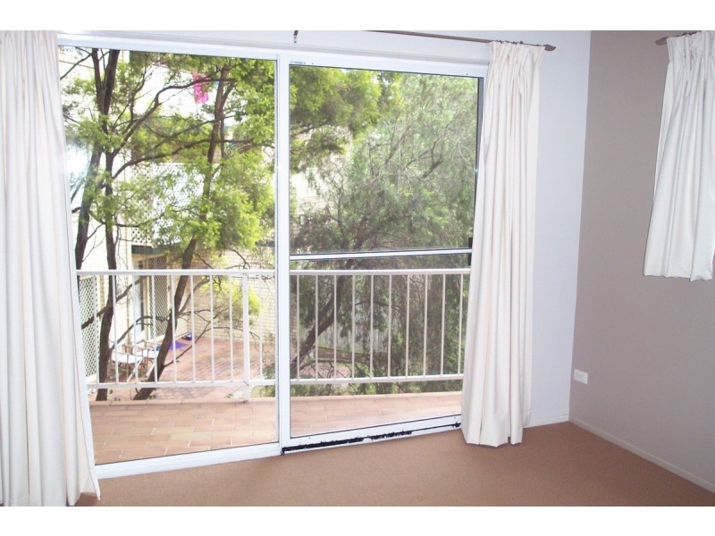 3/94 Indooroopilly Road, Taringa QLD 4068